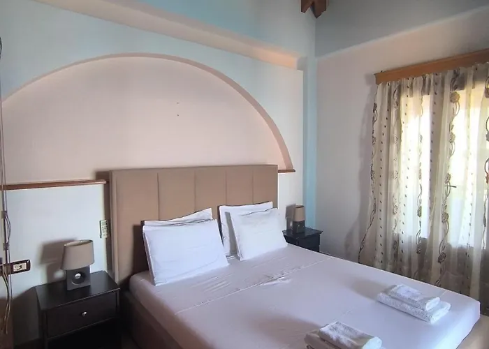 Penzion Q Bay Qëparo