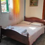 Pensionat Q Bay Qeparo